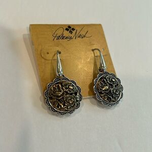 NWT Patricia Nash Silver Hanging Earring